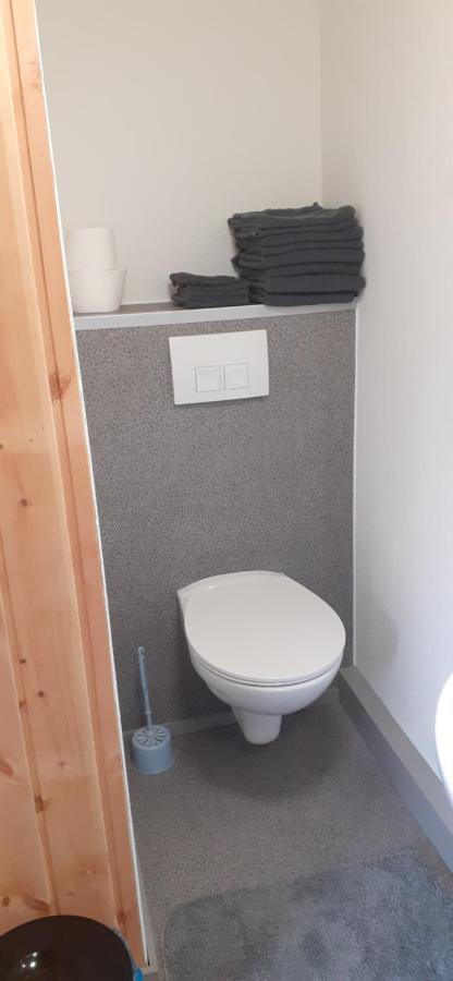 Apartament Gaestehaus Aelgstuga Hova Zewnętrze zdjęcie